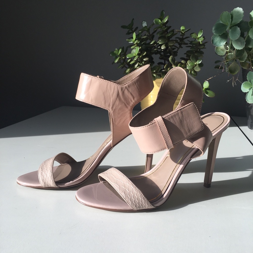 🥳 3 for $15 🥳 ➰Sexy Nine West Heels➰